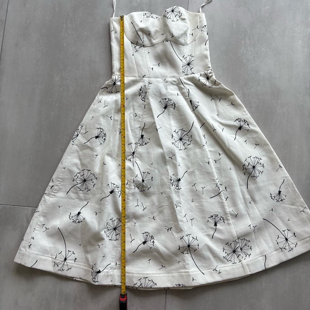 🌼 Vika Gazinskaya x & Other Stories “Dandelion” Strapless Dress - 2014 - Picture 9 of 9